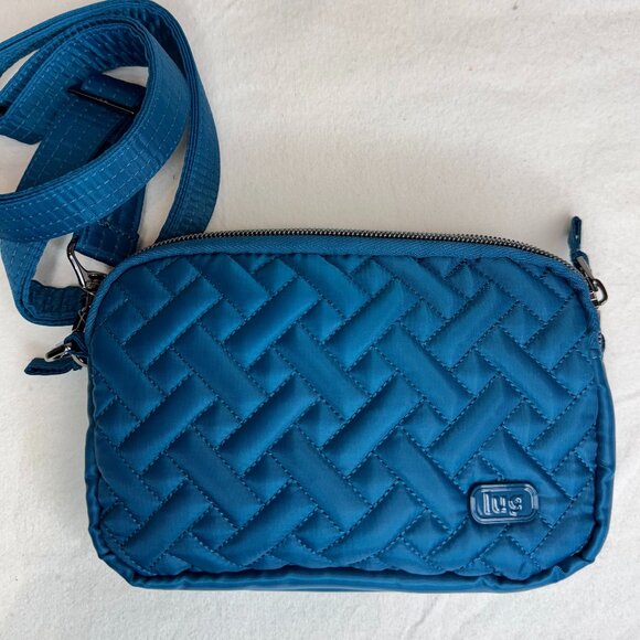 BRAND NEW LUG Quilted RFID Convertible Crossbody - Picture 1 of 6